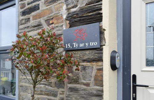 Tŷ Ar Y Tro - Foto 16