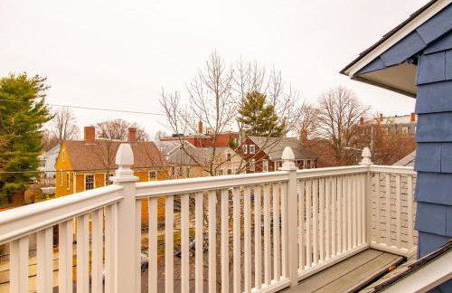 Bristol, RI The Ship of Dreams-Historical District - Foto 45