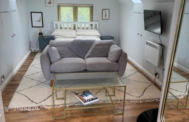 Private Countryside Annexe with Exclusive Wood Burner, Outdoor Hot Shower & Views - Foto 31