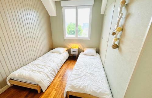 Grande maison familiale centre ville - 2km des plages - Foto 17