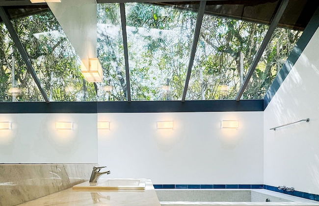 Casa térrea com piscina e cozinha de cinema | Granja Viana - Foto 22