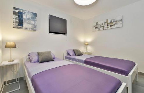 2 Bedroom Lovely Home In Vinica Breg - Foto 22