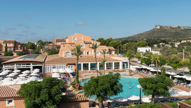 Aparthotel Ciudad Laurel - Photo 3