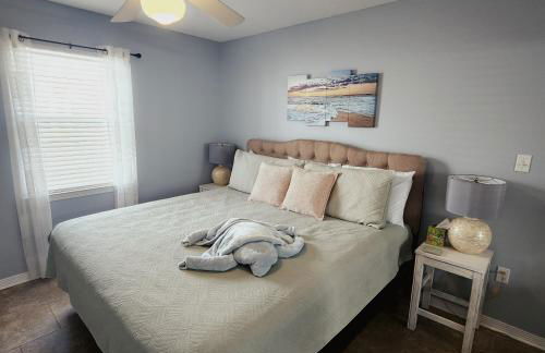 Condo in Gulf Shores King Suite - Photo 29