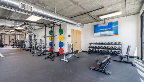 Best views! Lux 9th fl Gym Pking Pool Htub King BD - Foto 5