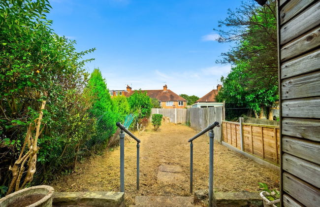 Cosy Three Bedroom Family Home With Garden - Foto 19