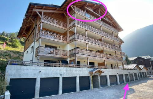 Dans résidence neuve LE SNOW ROC sur les pistes, appartement 8 personnes 2 chambres et coin montagne avec Terrasse WIFI et SAUNA - Photo 41