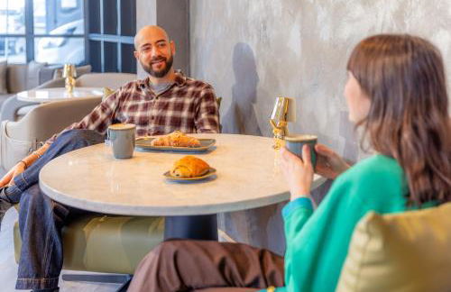 Diff-Rent Studios with gym & Fast Access to Central London & Wembley - Photo 62