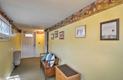 Riverfront Cabin in Alger with Patio and WiFi! - Foto 13