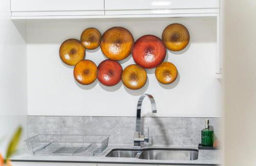 Bloom Court -Sleeps 6-Free Parking with Workspace & High-Speed WiFi - Foto 19