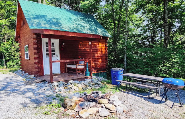 Kozy Haven Log Cabin Rentals - Foto 9