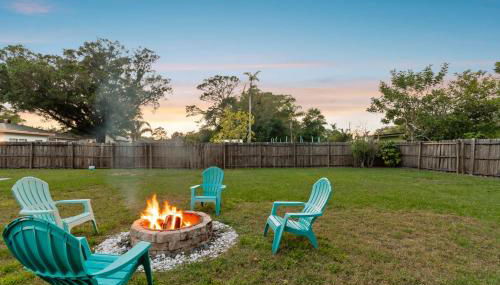 Tropical Retreat with Heated Pool & Firepit - Foto 5