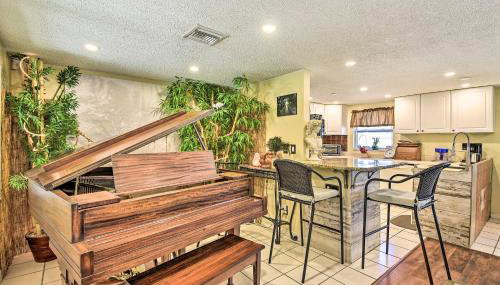 Unique Nokomis Home about 2 Mi to Beach Access! - Foto 2