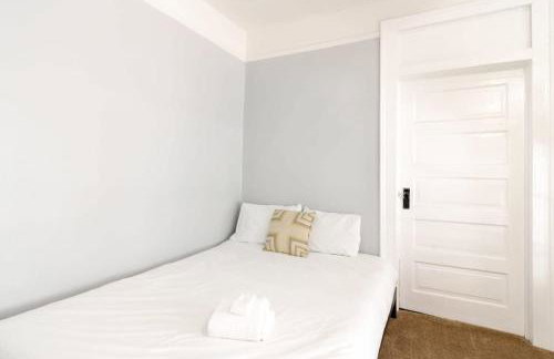 Heart of Downtown Craftsman Walk to Shops Dining - Foto 14