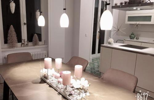 LUXUS 5 Zi-Wohnung + Balkon in TOP-Lage FFM+KLIMA - Foto 18