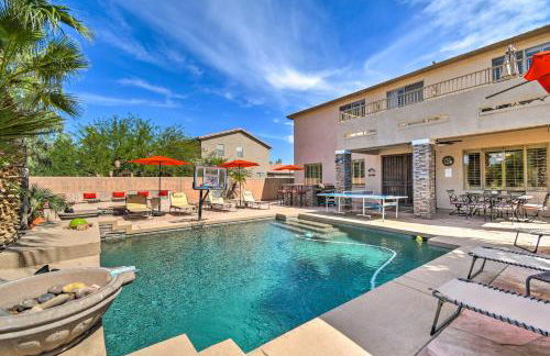 Pool, Game Room and Views! Laveen Village Getaway - Foto 1