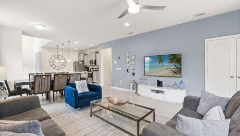 Upstay- Family Villa for 12 w Pool Games & BBQ - Foto 1