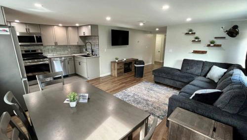 The entire Stephentown Hotel. 28 person occupancy - Foto 5