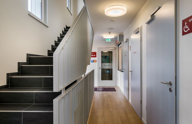 Signature East Hotel Apartment - Photo 2