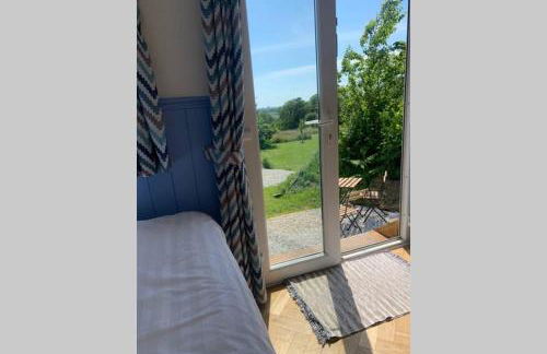 Apple Tree Hut - Photo 4