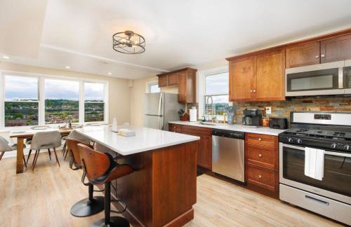 Stunning Apt w Rooftop & Game Room - Sleeps 10 - Foto 7