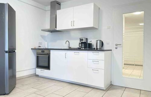 MAX117 moderne Monteurwohnung mit Balkon - Foto 2