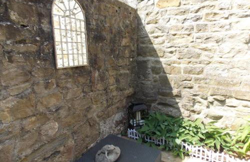 Waterloo Cottage - Photo 8