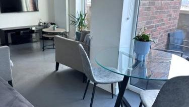 Beautiful 1 Bd Top floor Terraced Apartment - Foto 2