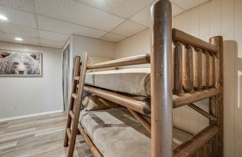 Hot Tub and Views! Squatchs Place in Blairsville - Foto 31