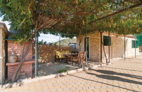 0-Bedroom Holiday Home In Postira - Photo 7