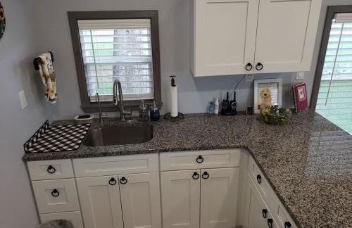 The Sunflower Studio Cottage - Foto 15