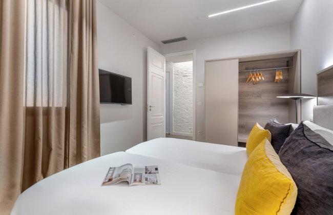 Casagrand Luxury Apartments Barcelona - Photo 21