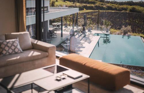 Amazing Villa ALMA Infinity POOL, PADEL Court, Jacuzzi - Foto 5