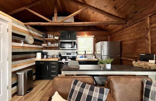 Rustic Waterfront Cabin on Toledo Bend Lake for an Unforgettable Getaway in Nature in Hemphill, Texas - Foto 5