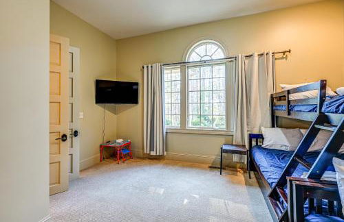 Hot Tub and Water Views Lake Glenville Home! - Foto 21