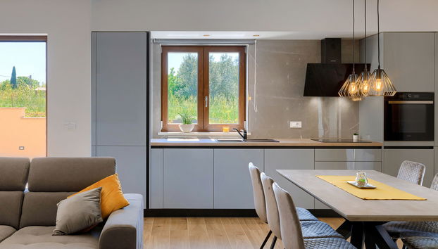 Kitchen / Dining Room