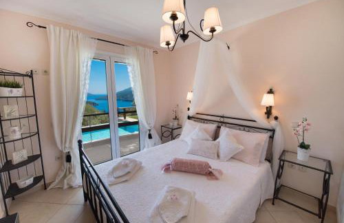 Villa Meliti - private villa with stunning seaviews, infinity pool, close to the beach - Photo 10