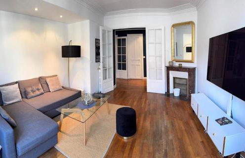 Superbe appartement Haussmanien à 4min de St Lazare et la Défense - Foto 4