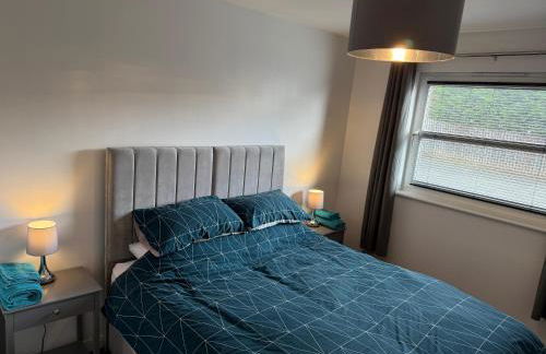 Dunfermline 2 Bed Flat Fully Furnished - Foto 14