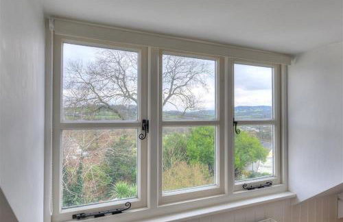 Charm Cottage - Photo 16