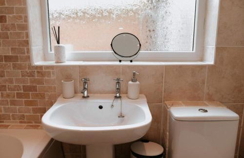 River Cottage - Photo 5