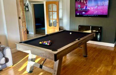 Serene Retreat - Hot Tub - Pool Table - Close to New Forest and Bournemouth Beach - Sleeps 12 - Foto 10