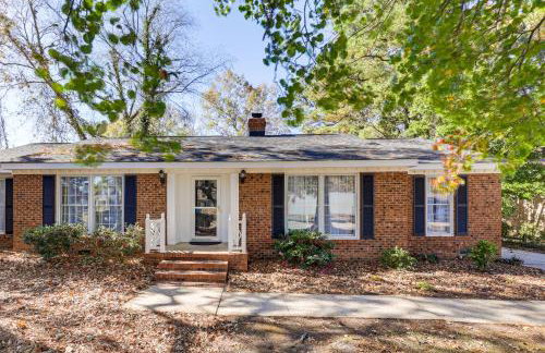 Comfort and Convenience! Home 3 Mi to Dtwn Wilson - Foto 24