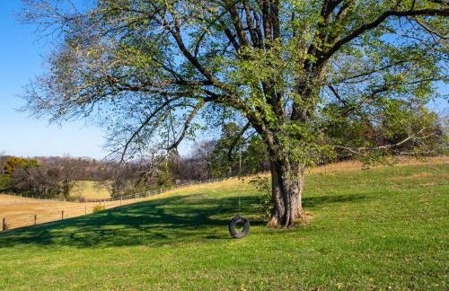 Peaceful Farm House - Quiet and Relaxing Getaway! - Foto 59