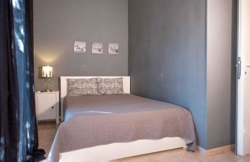 Dana's Luxury Maisonette - Photo 53