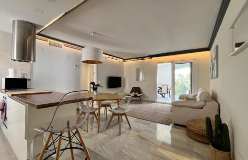 Jardines del Puerto Apartment for up to 6, totally refurbished 2025, gardens, pools, garage, wifi - Photo 2