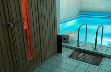 2 Zimmer Wohnung Pool u. Sauna Zugang möglich - Foto 1
