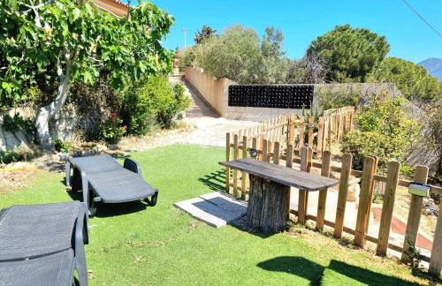Stylish Home With Views, 4 min Walk to the Beach!! - Foto 5