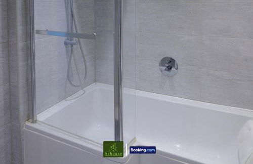 One Bedroom Apartment By Arhouse Apartments Short Lets & Serviced Accommodation Kingston With Free WiFi - Foto 16