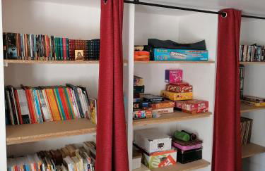 Maison renovee en pierres séjour spacieux avec jardin et terrasse aménagée près Omaha beach & Bayeux à 5mn de la mer tous commerces - Foto 10